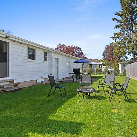 The Lemon House Apartment Green Bay Bagian luar foto