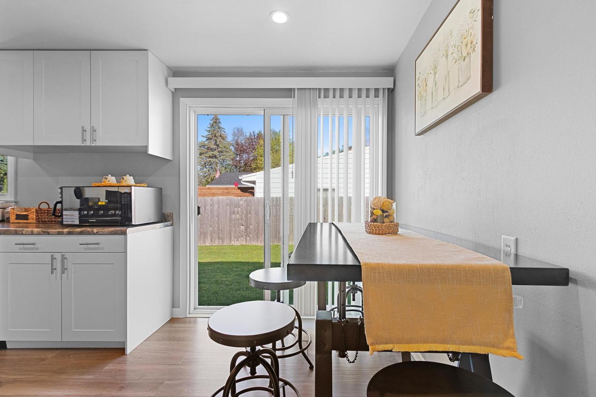 The Lemon House Apartment Green Bay Bagian luar foto