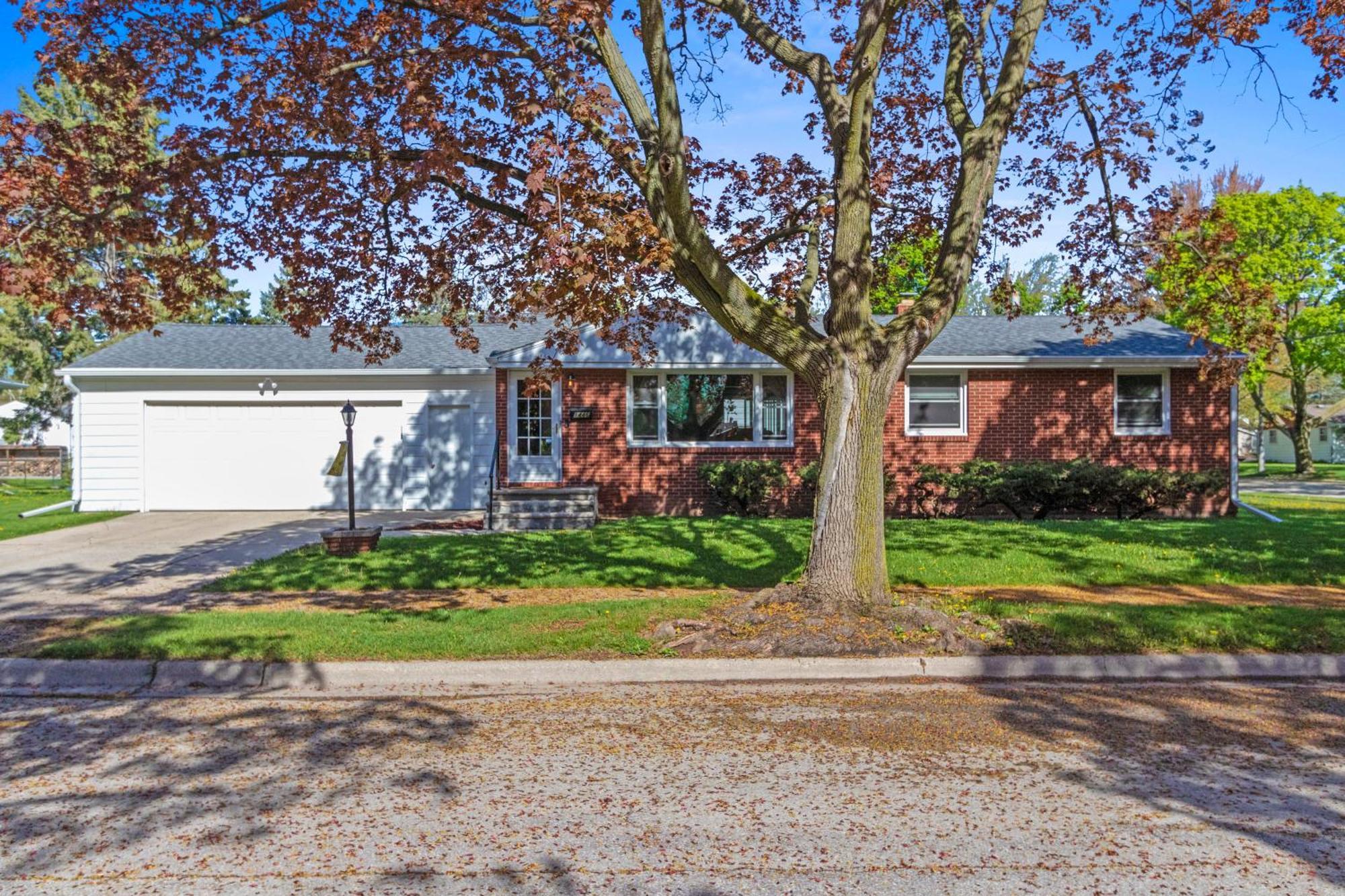 The Lemon House Apartment Green Bay Bagian luar foto