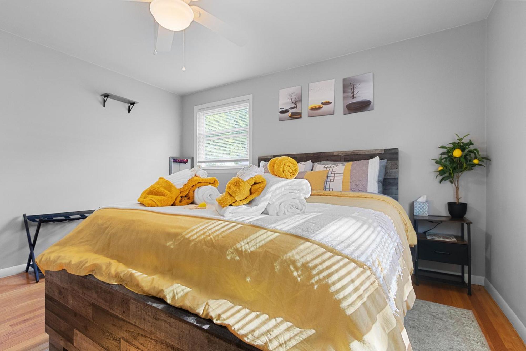 The Lemon House Apartment Green Bay Bagian luar foto