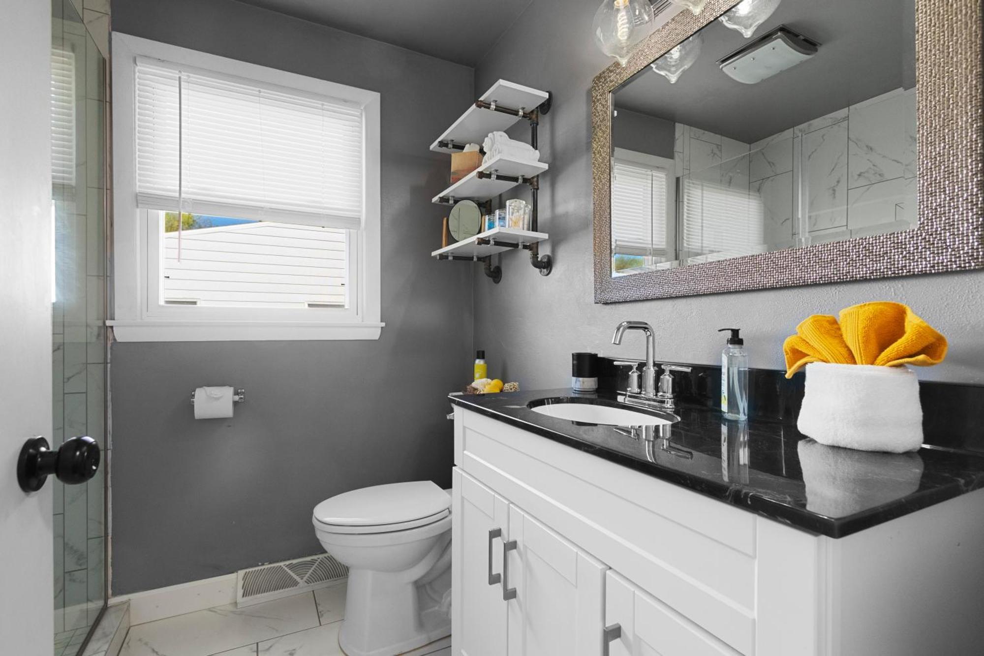 The Lemon House Apartment Green Bay Bagian luar foto