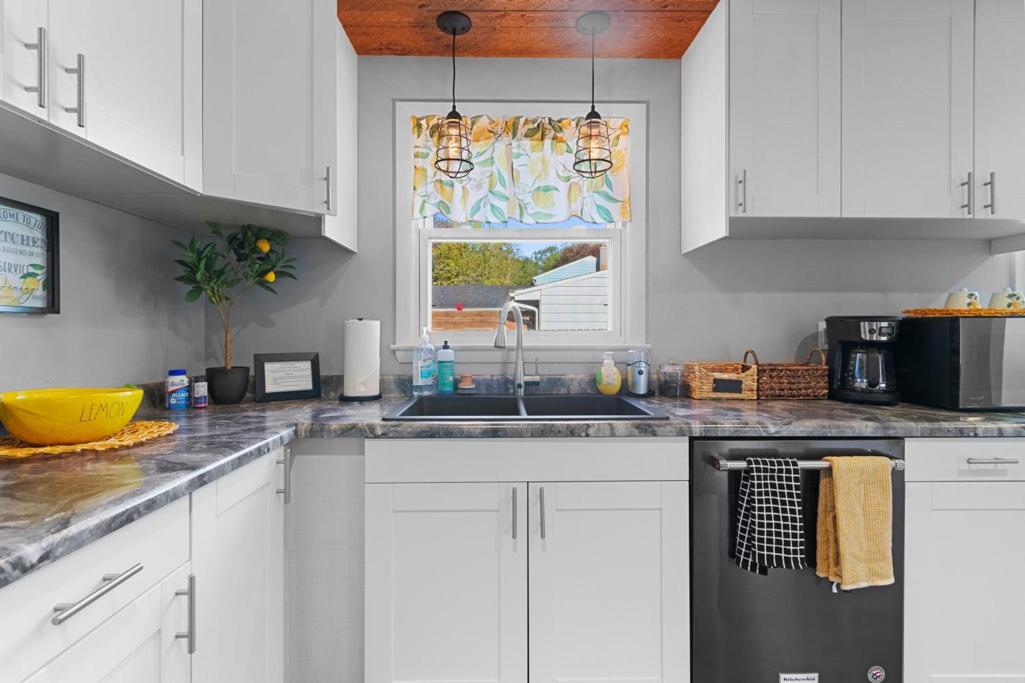 The Lemon House Apartment Green Bay Bagian luar foto